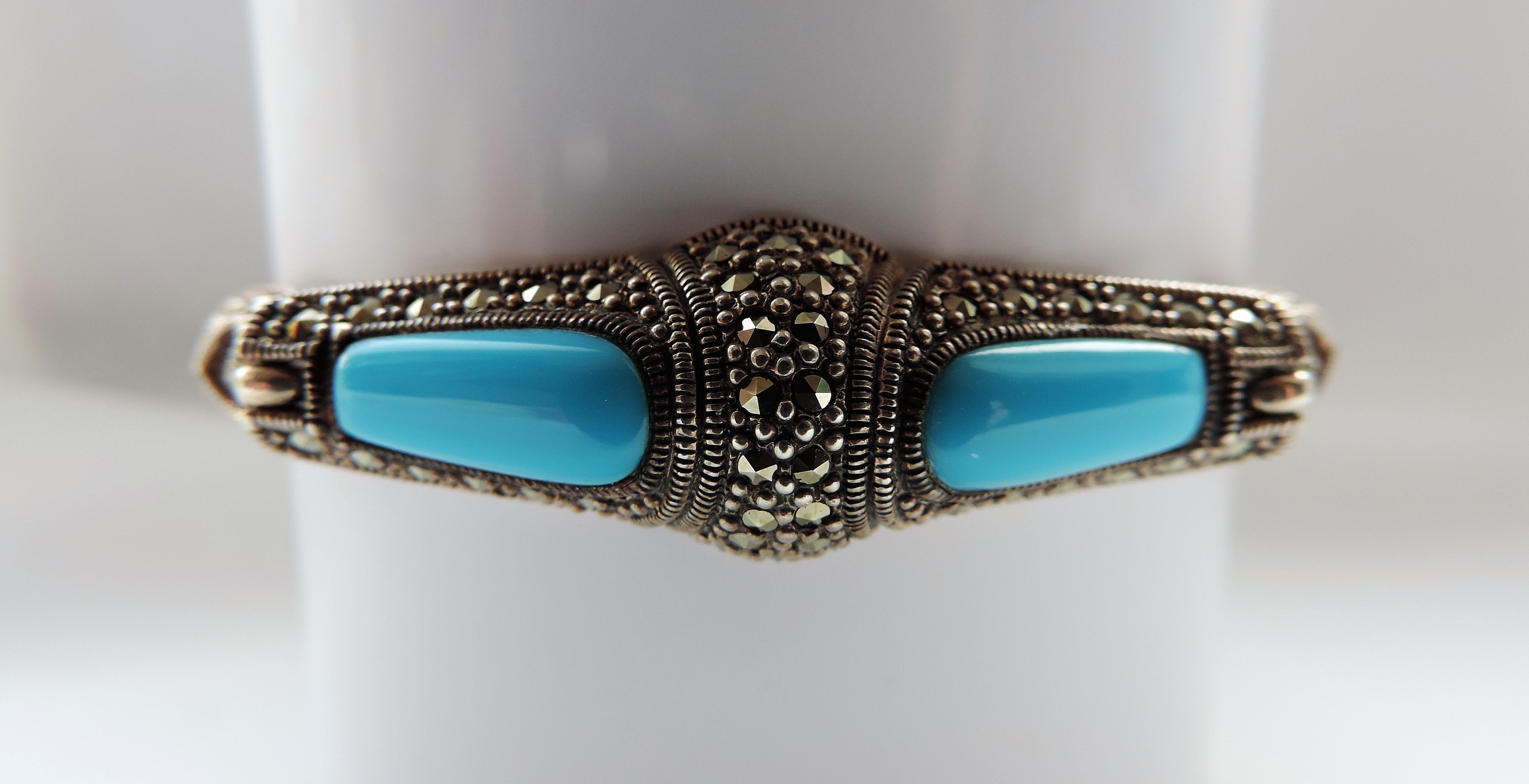 Silver And Turquoise Bracelet 13.3 Grams - Image 2 of 4