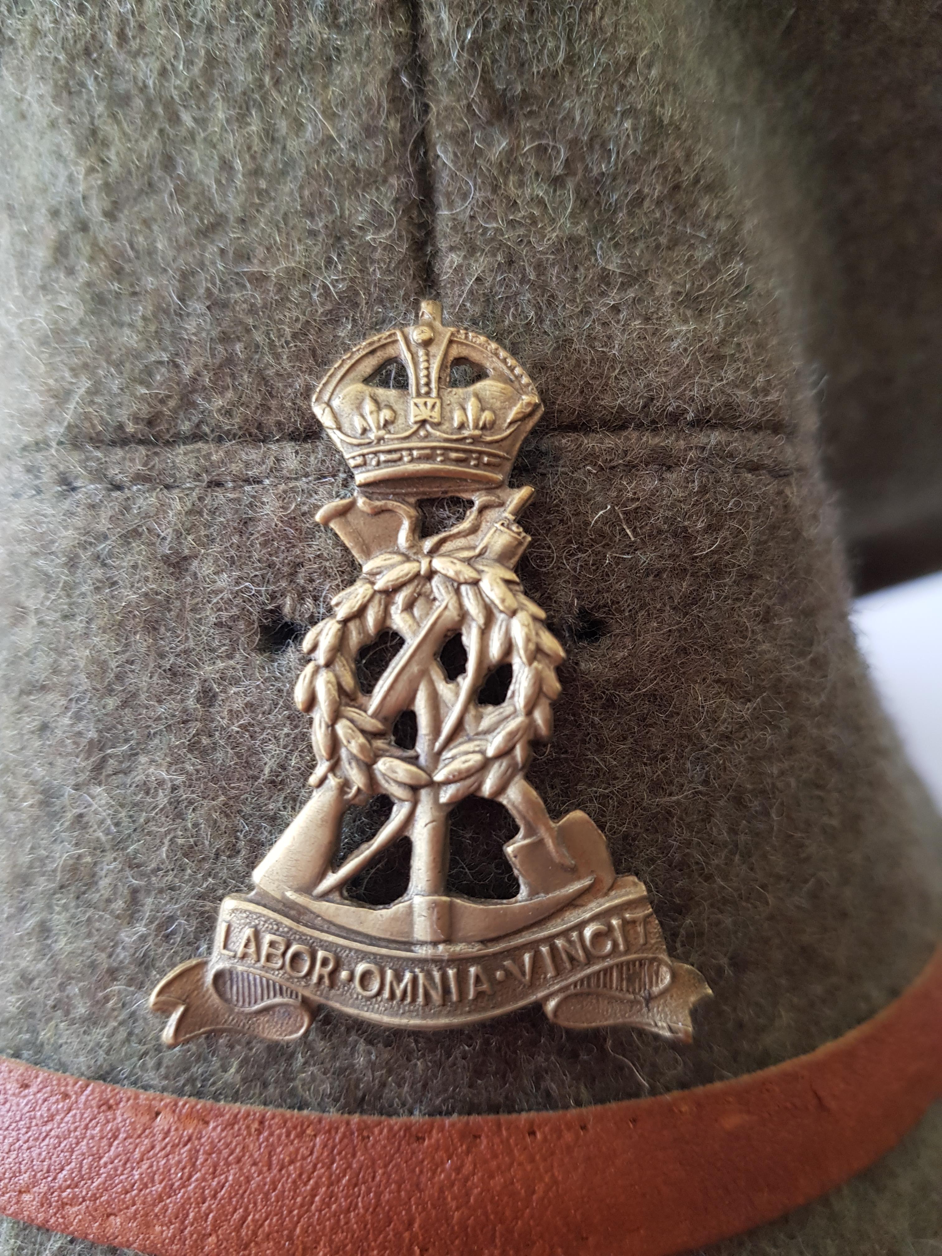 Military Cap And Badge - Image 3 of 4