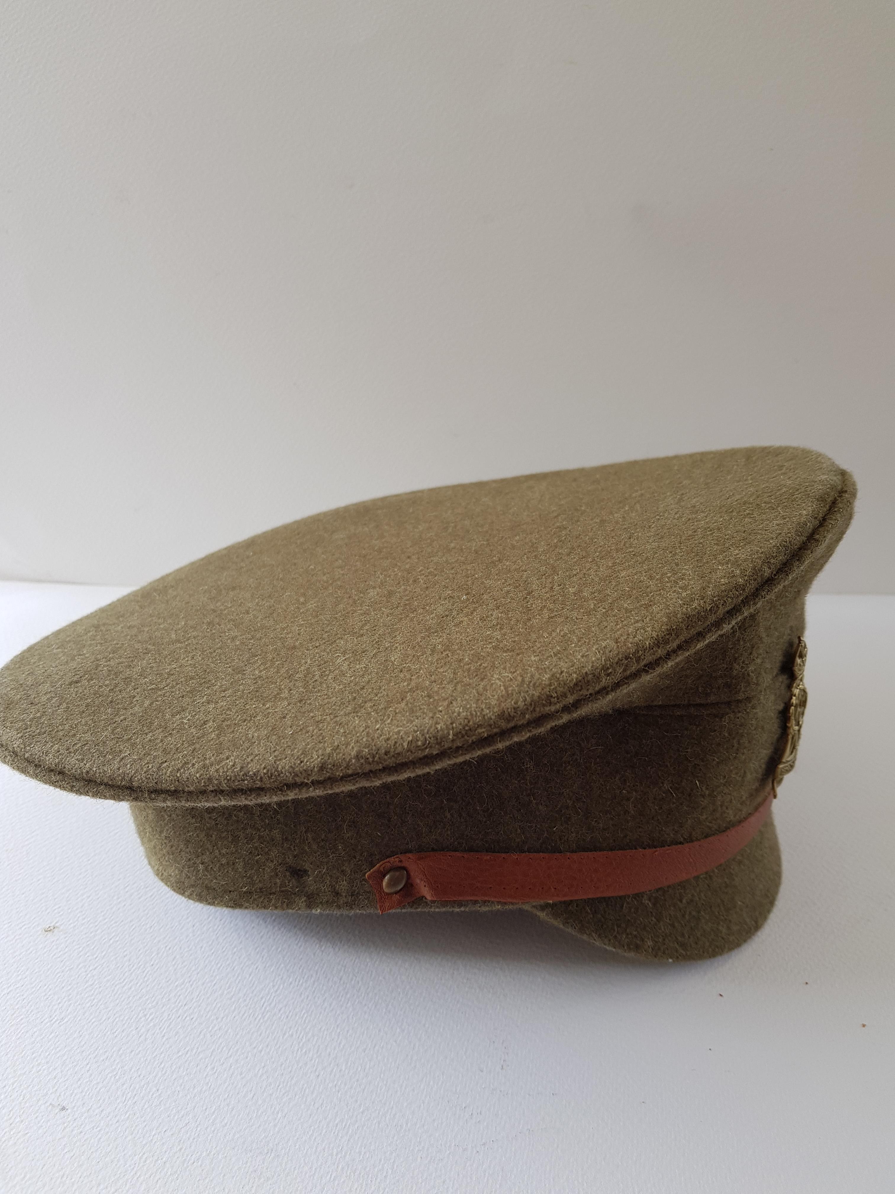 Military Cap And Badge - Image 2 of 4