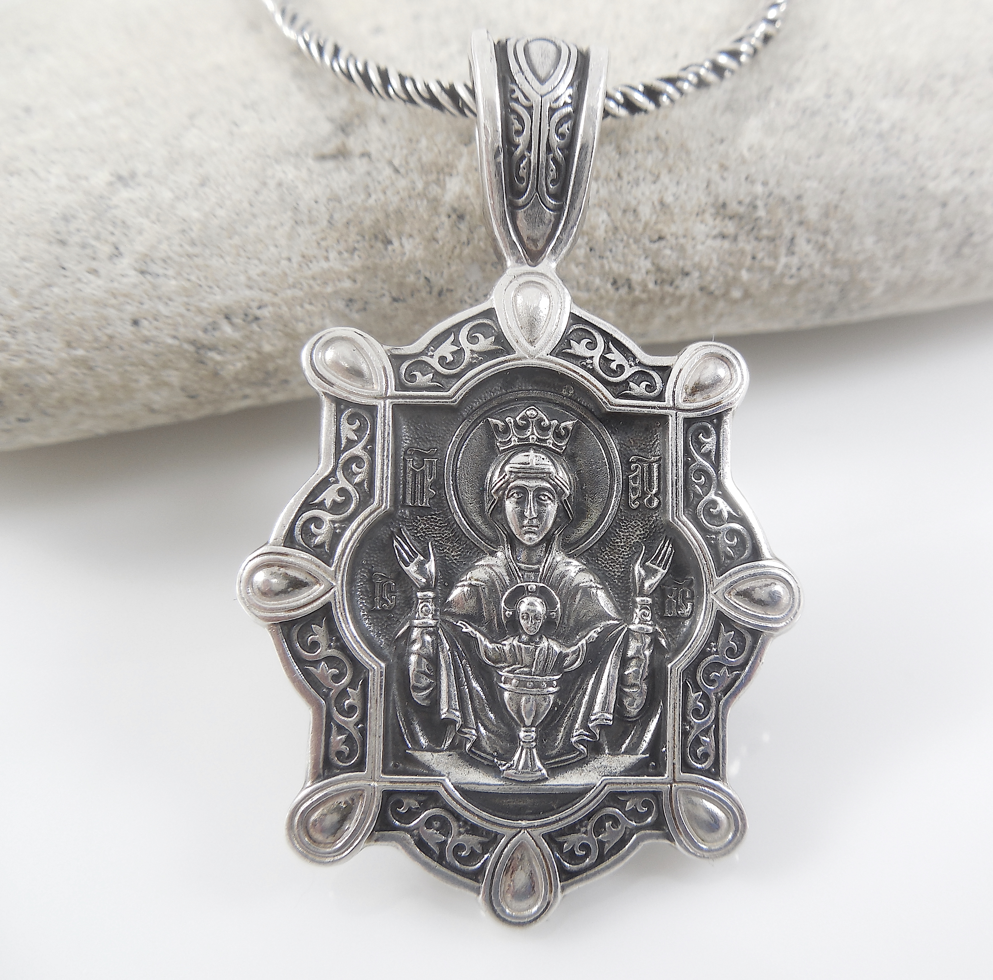 Silver Pendant - Image 4 of 6