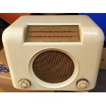 Vintage Bush Bakelite Valve Radio Model DAC90 Cream