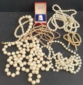 Vintage Parcel of Costume Jewellery