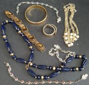 Vintage Parcel of Costume Jewellery