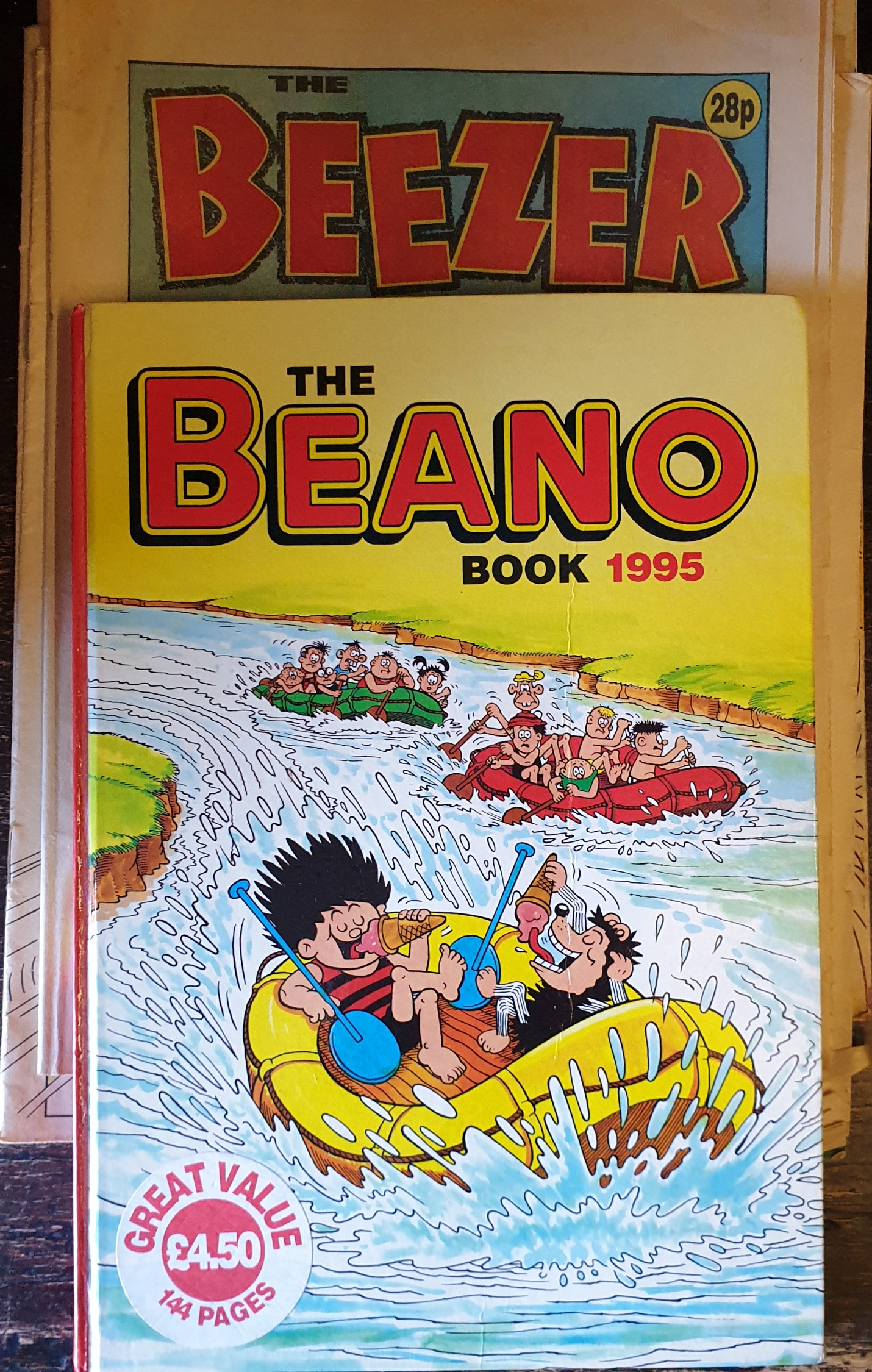 Vintage Comics 3 x Beano & 1 x Beezer 1990 Plus 1 x Annual