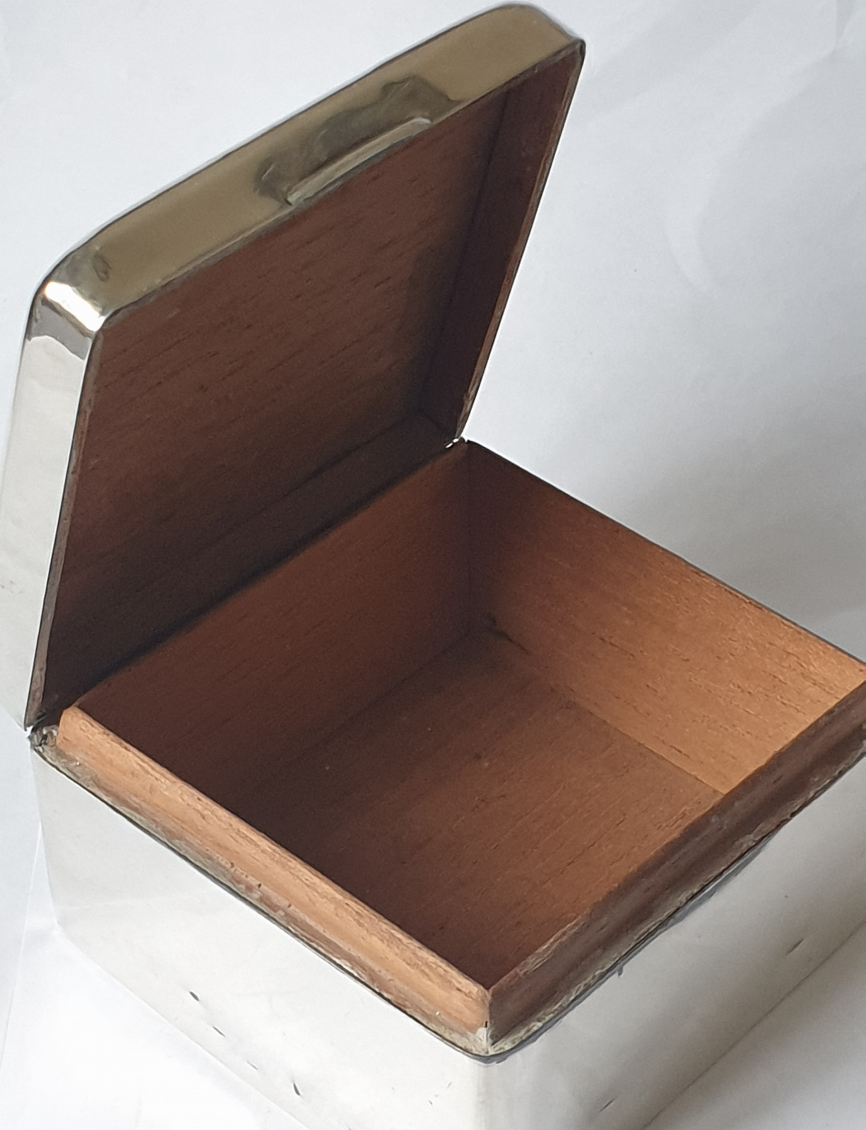 Silver Cigarette Box - Image 5 of 6