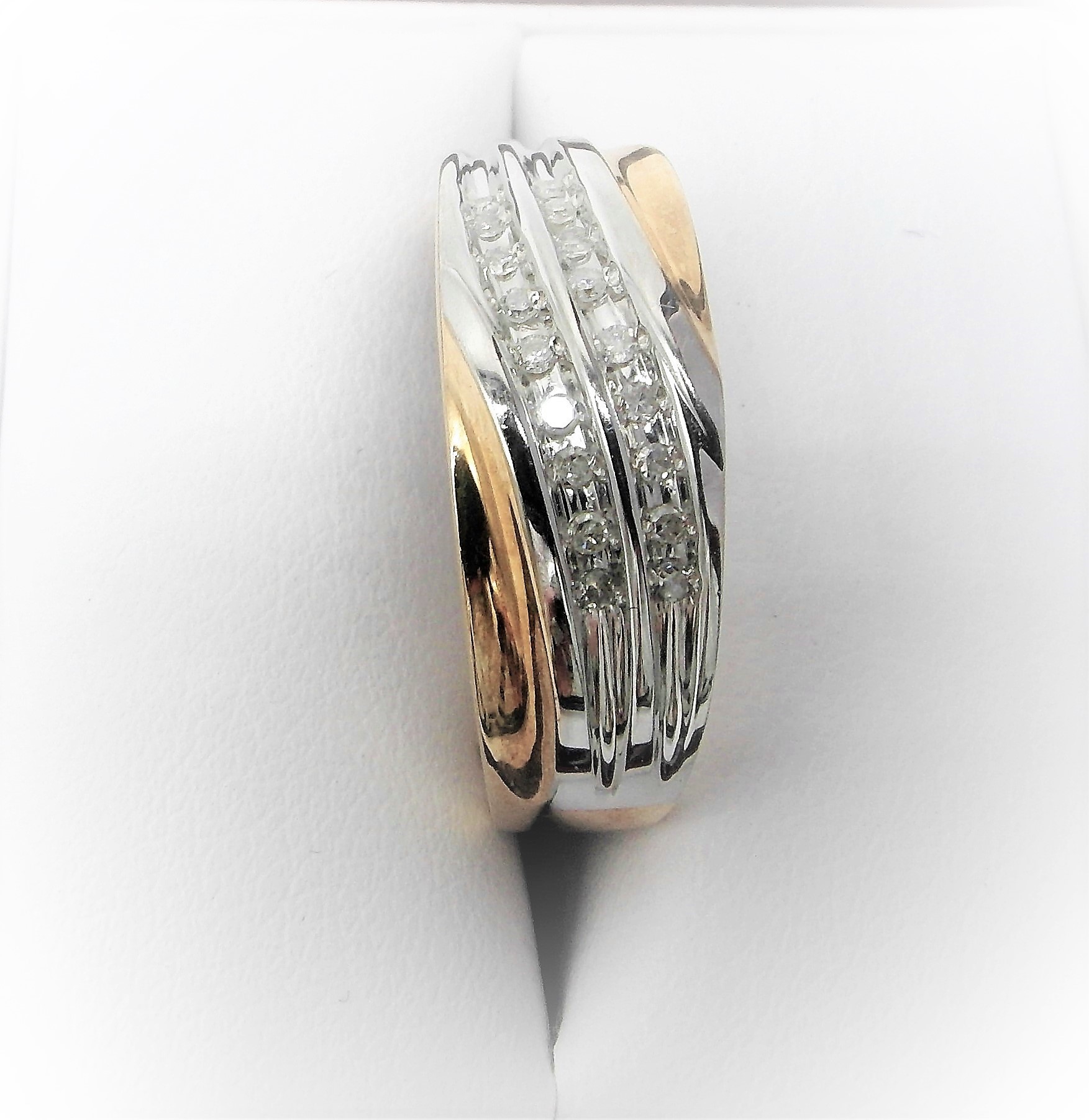 Gents 2 Row Diamond Crossover Ring - Image 4 of 5