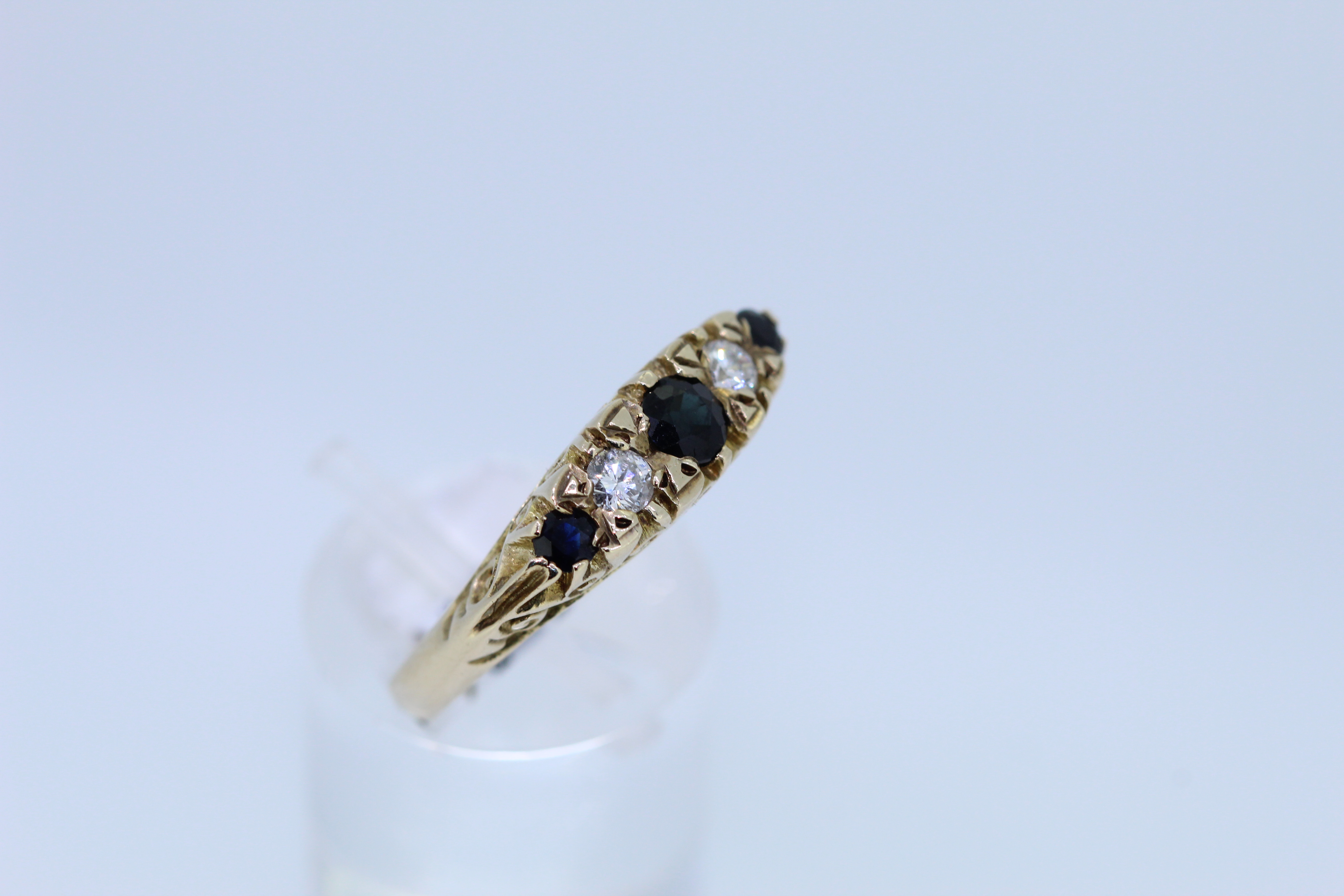 9ct Yellow Gold Sapphire And Diamond Ring - Image 5 of 5