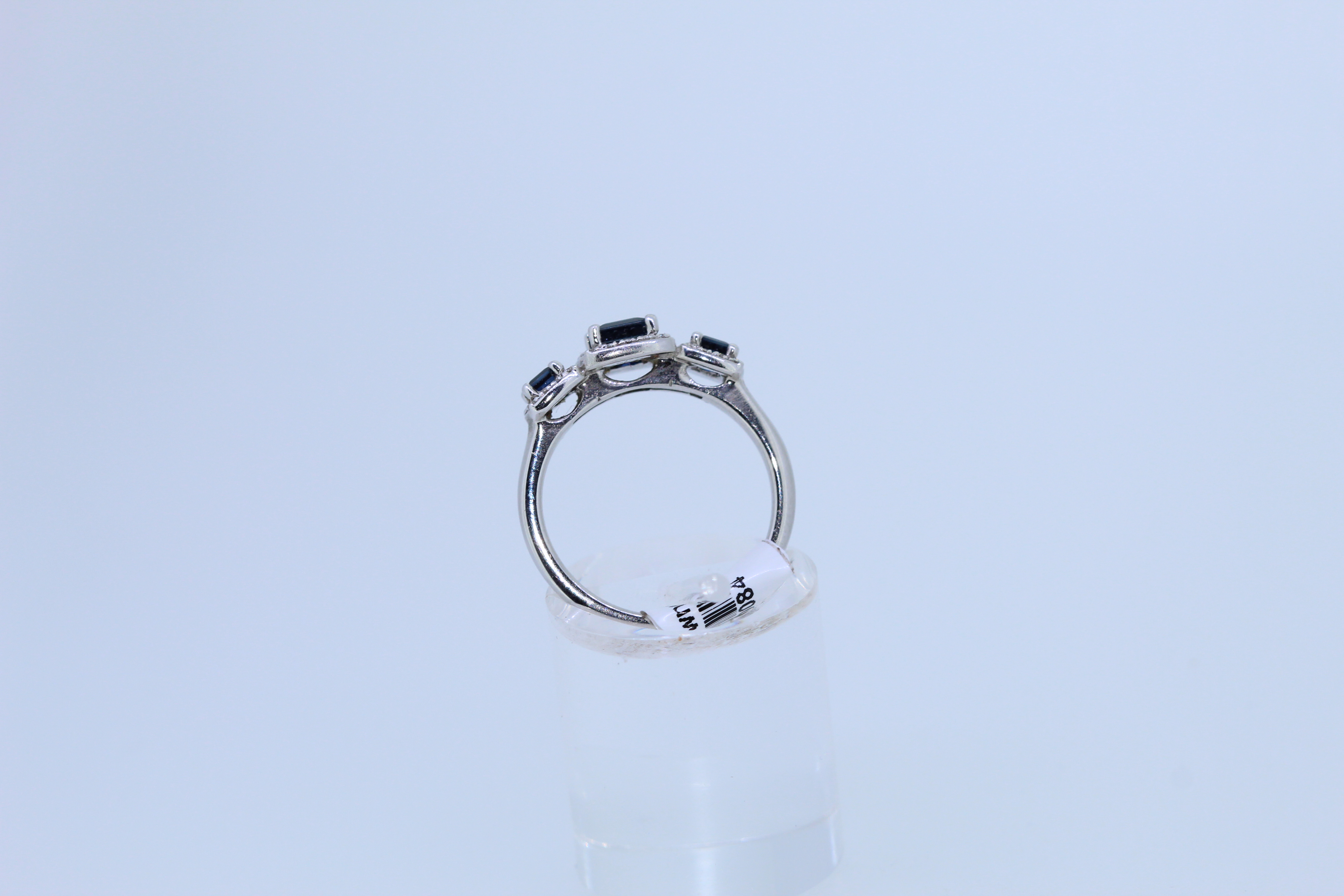 9ct White Gold Sapphire And Diamond Ring - Image 4 of 6
