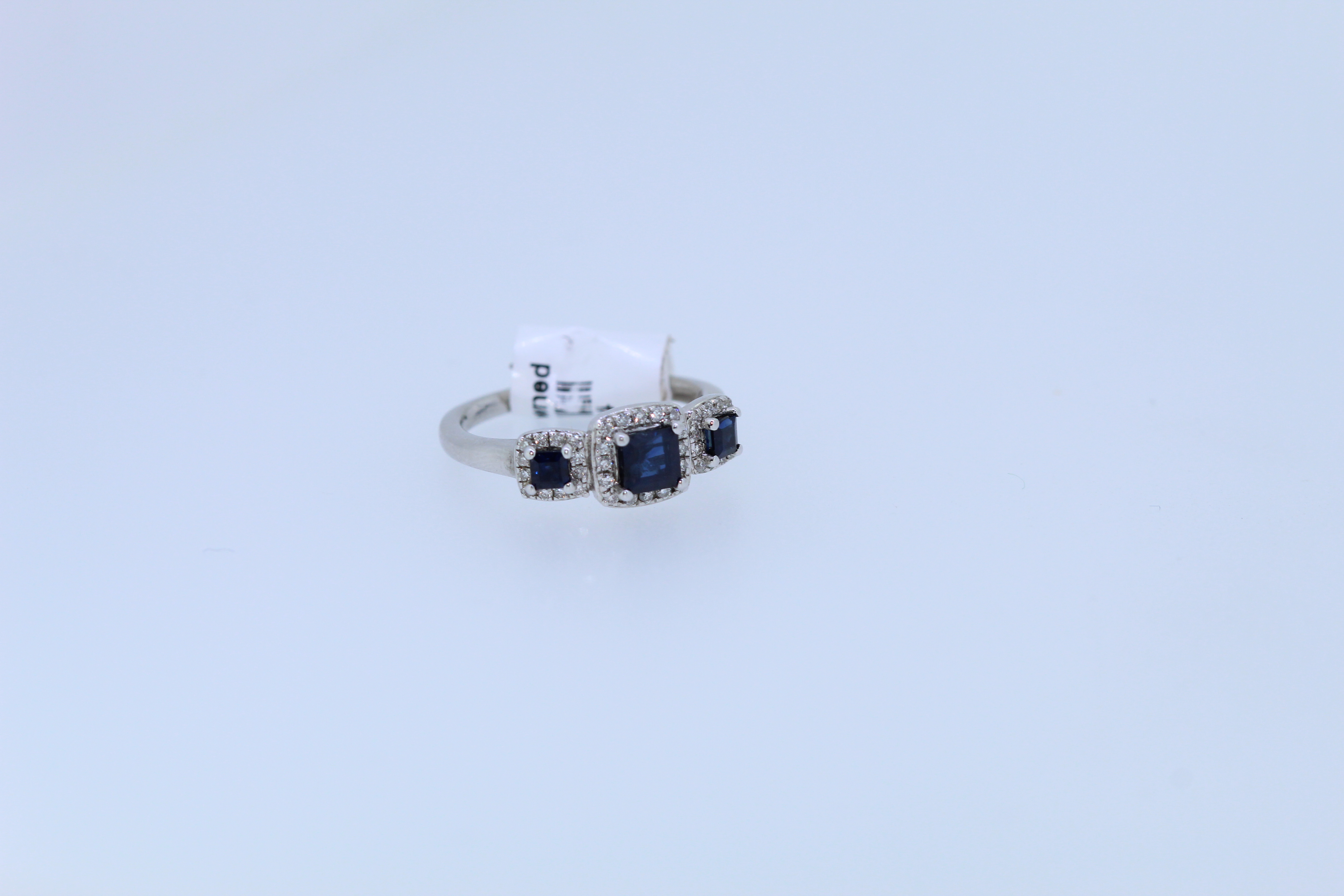 9ct White Gold Sapphire And Diamond Ring - Image 6 of 6