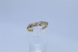 18ct Yellow And White Gold Crossover Diamond Ring