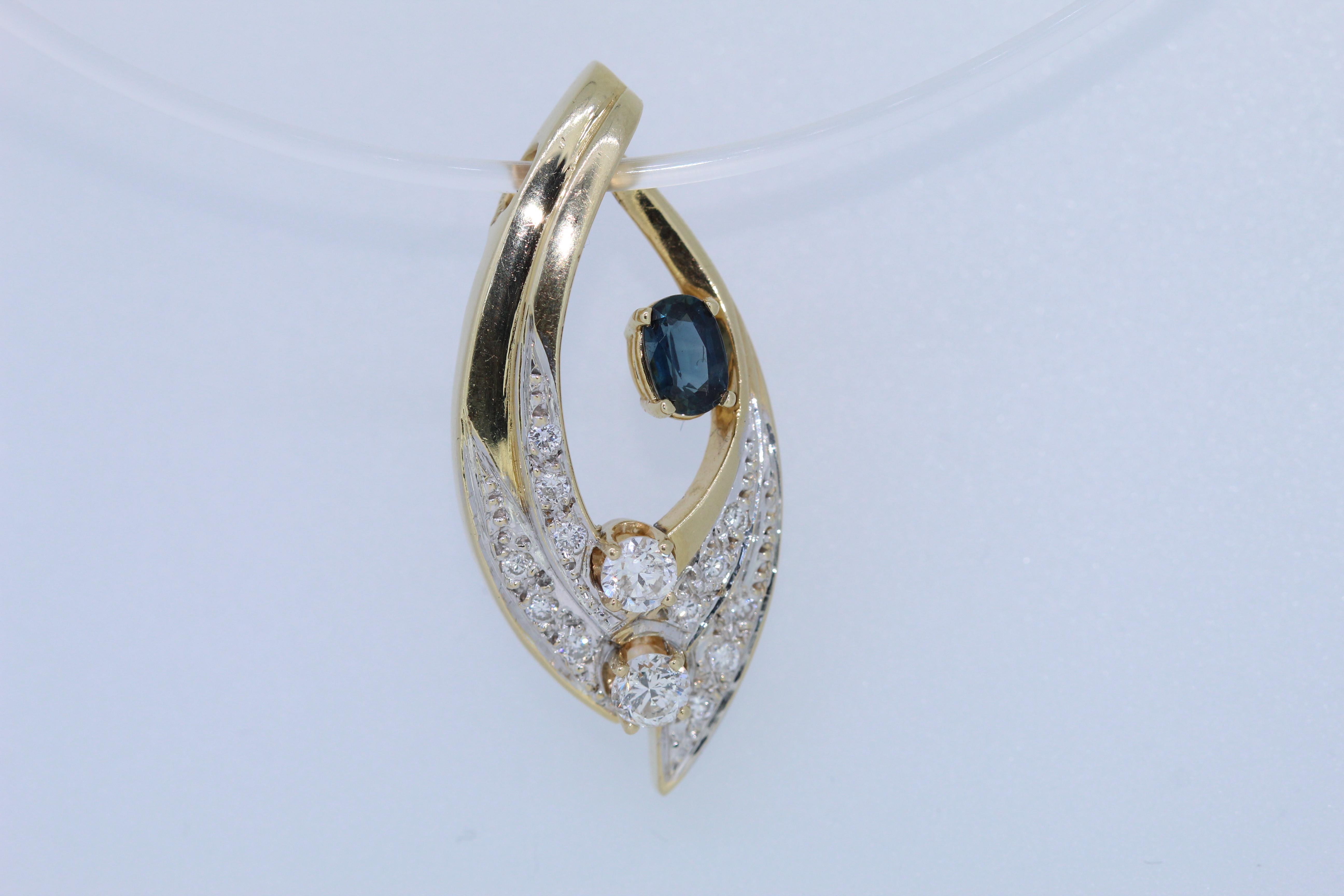 14ct Hallmark Yellow Gold Sapphire And Diamond Pendant - Image 3 of 3