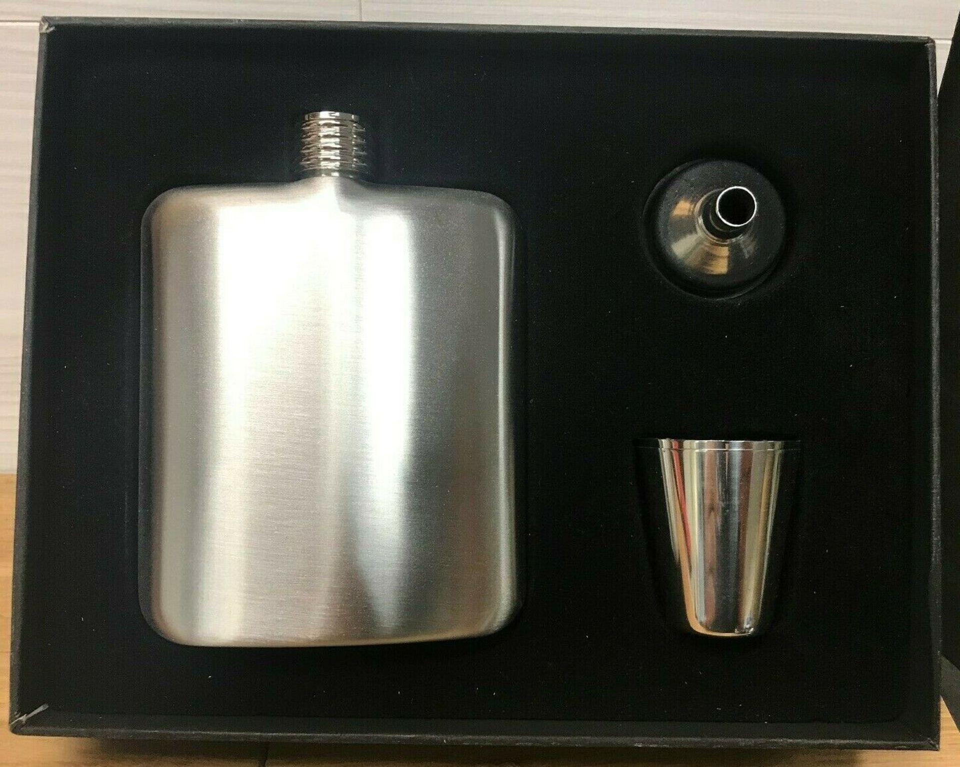 Boxed 6Oz Stainless Steel Hip Flask, Funnel / Pourer plus 2 Shot Cups - 10 Sets Total RRP £125 - Image 5 of 5