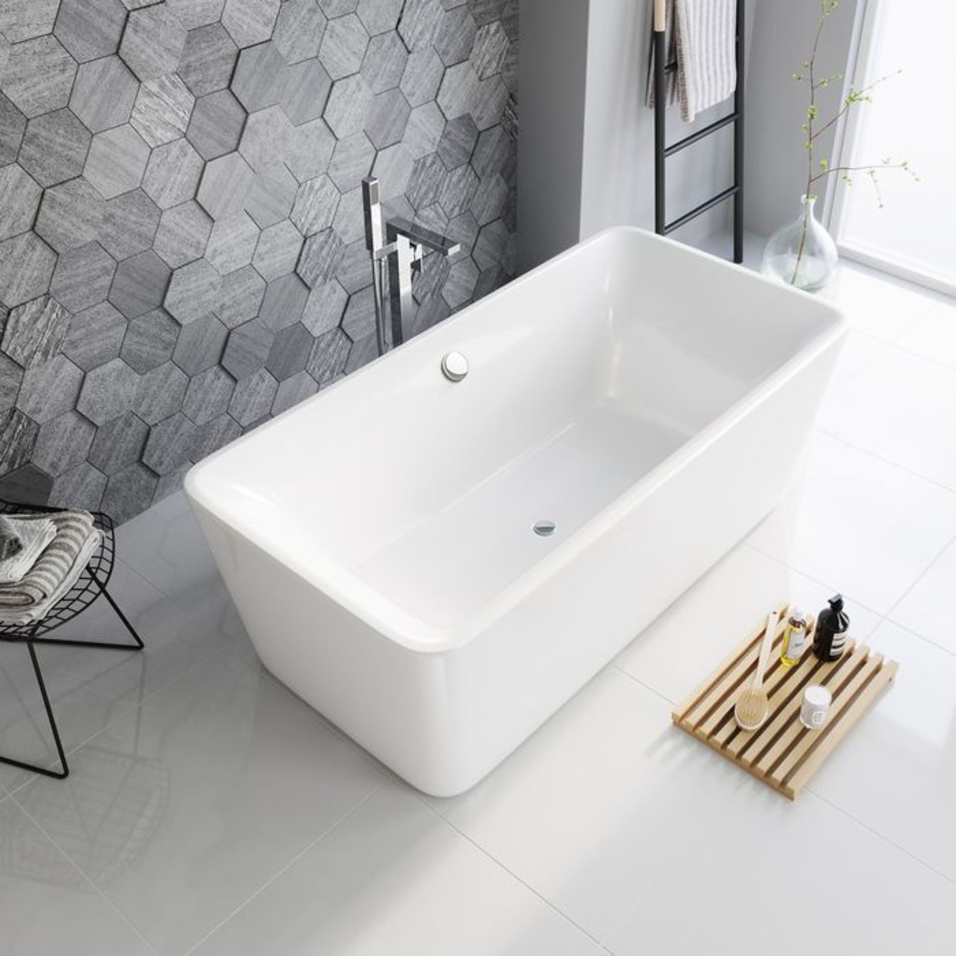 (SV2) 1700mmx700mm Skyla Freestanding Bath - Large. RRP £1,499. Visually simplistic to suit an...