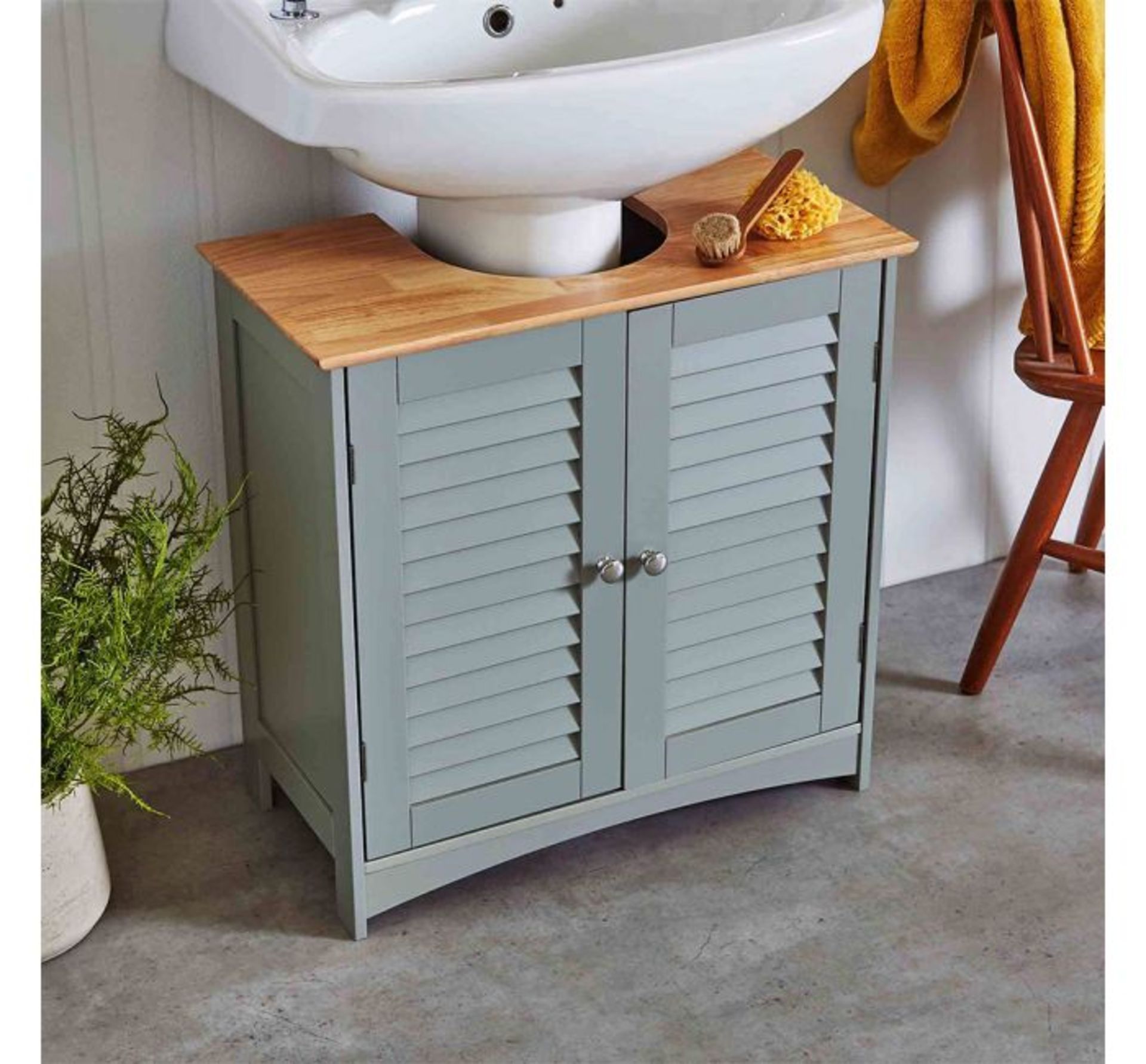 (SA46) Shrewsbury Under Basin Cabinet Smart design sits comfortably around most standard pedes... - Image 2 of 2