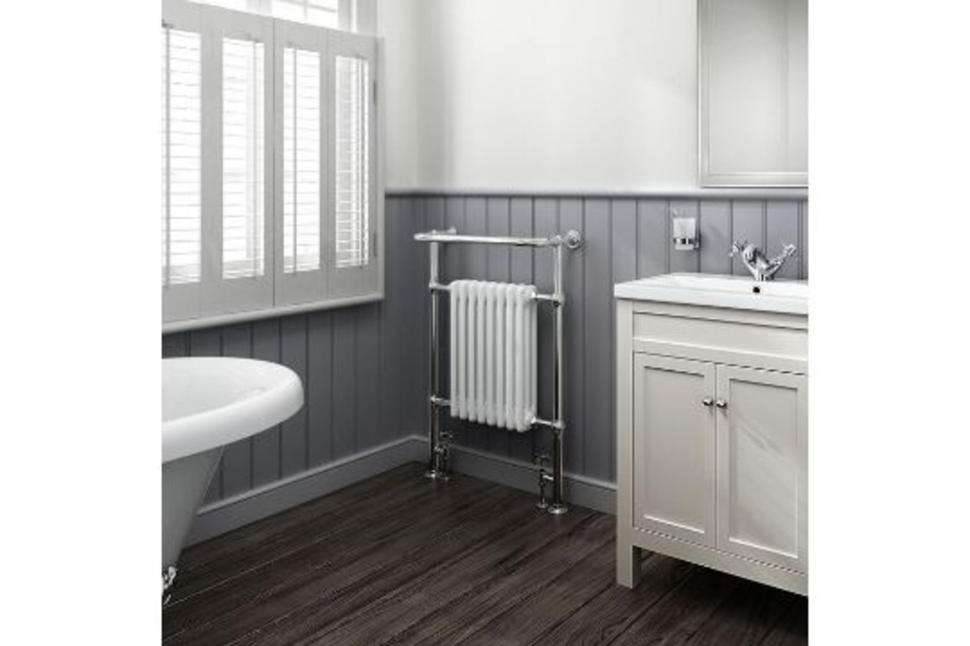 NEW & BOXED 952x659mm Large Traditional White Premium Towel Rail Radiator. RRP £449.99.We lov... - Image 2 of 3