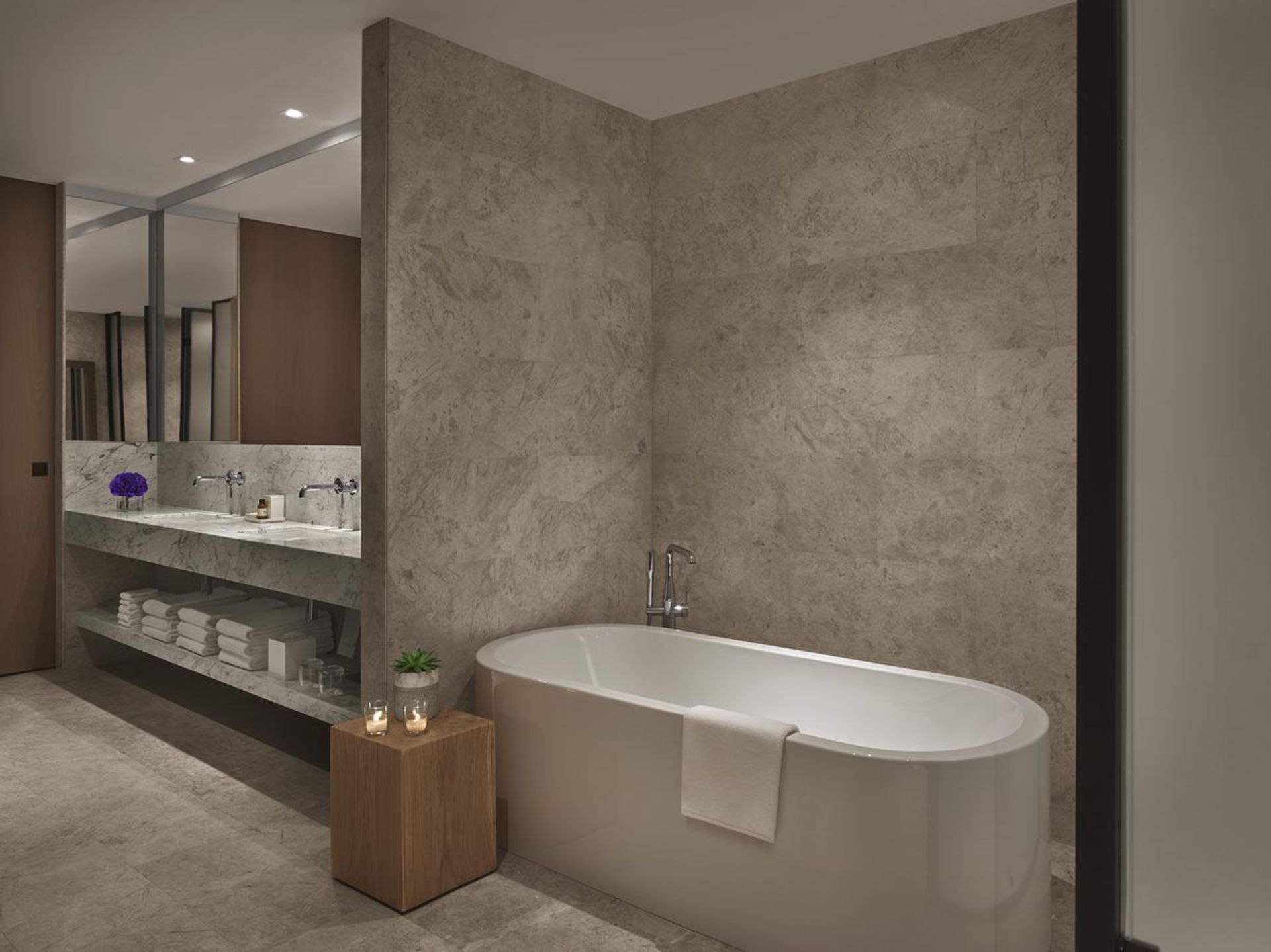 NEW 8m2 Arabeso Choco Wall and Floor Tiles. 565x565mm per Tile, 10mm Thick. Oozing understated... - Image 3 of 3