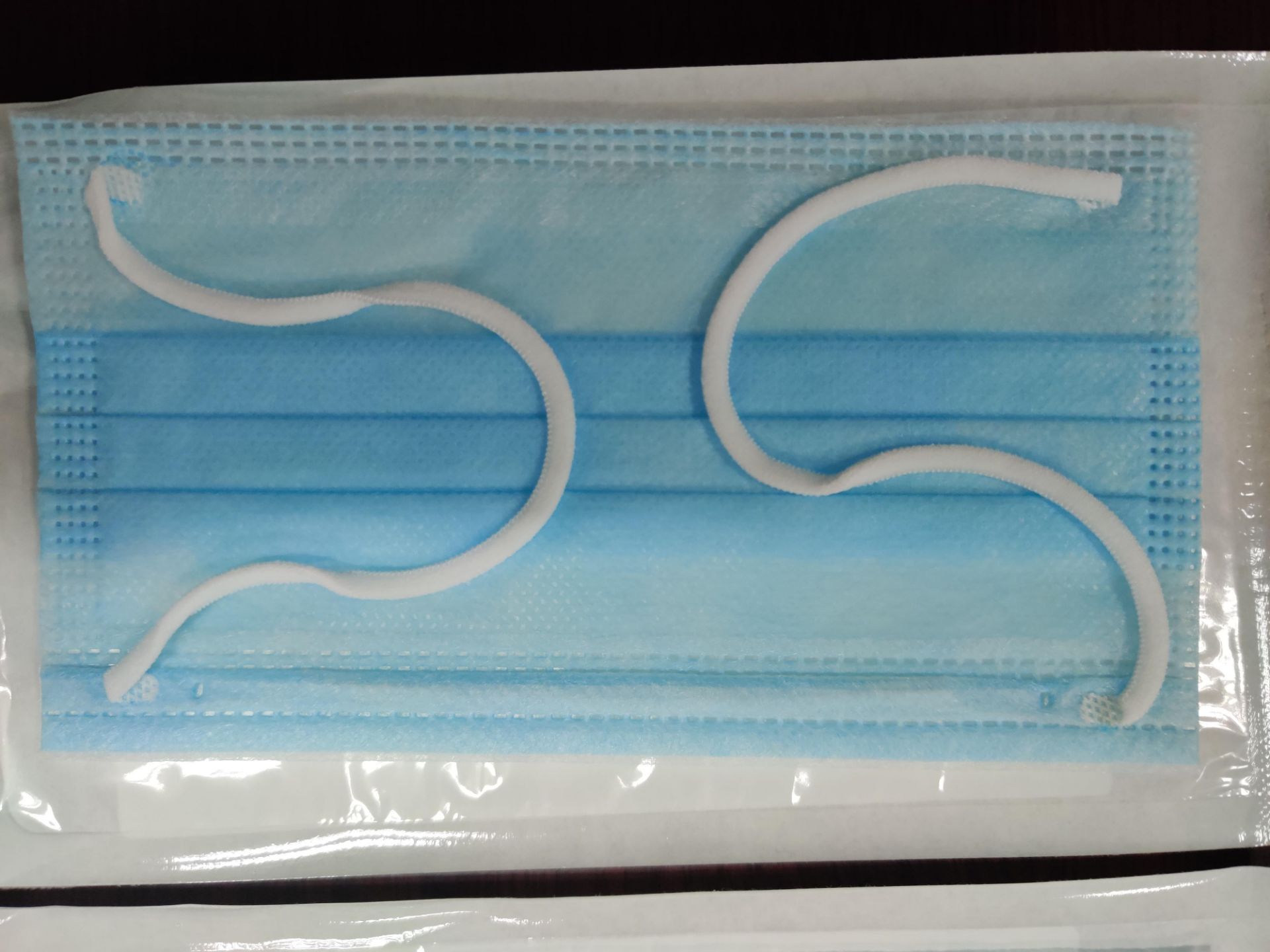 Type IIR Triple Layer Surgical Face Masks (2000pcs) UK delivery included - Image 2 of 8