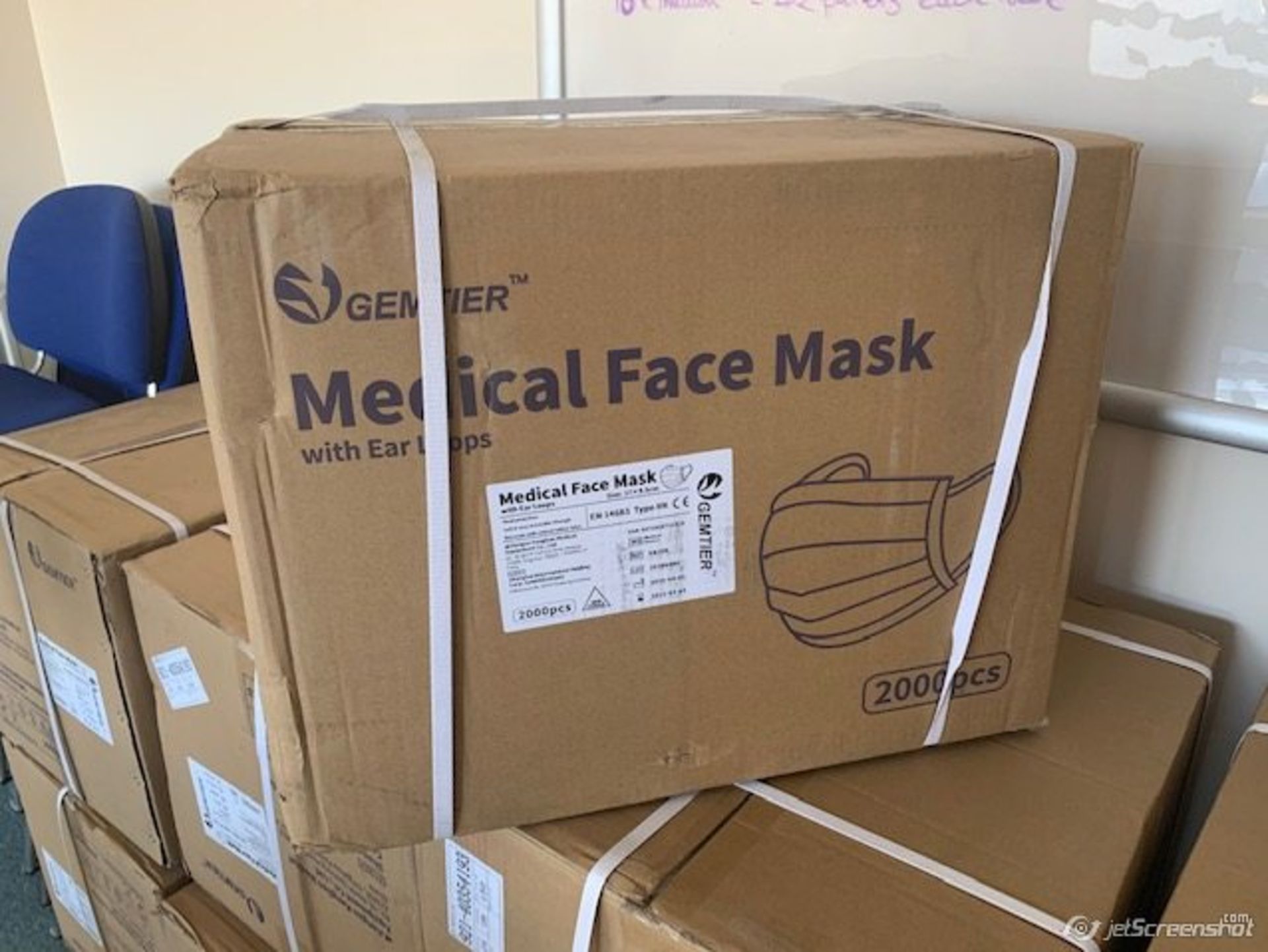 Type IIR Triple Layer Surgical Face Masks (24,000pcs) UK Delivery Included - Image 2 of 9