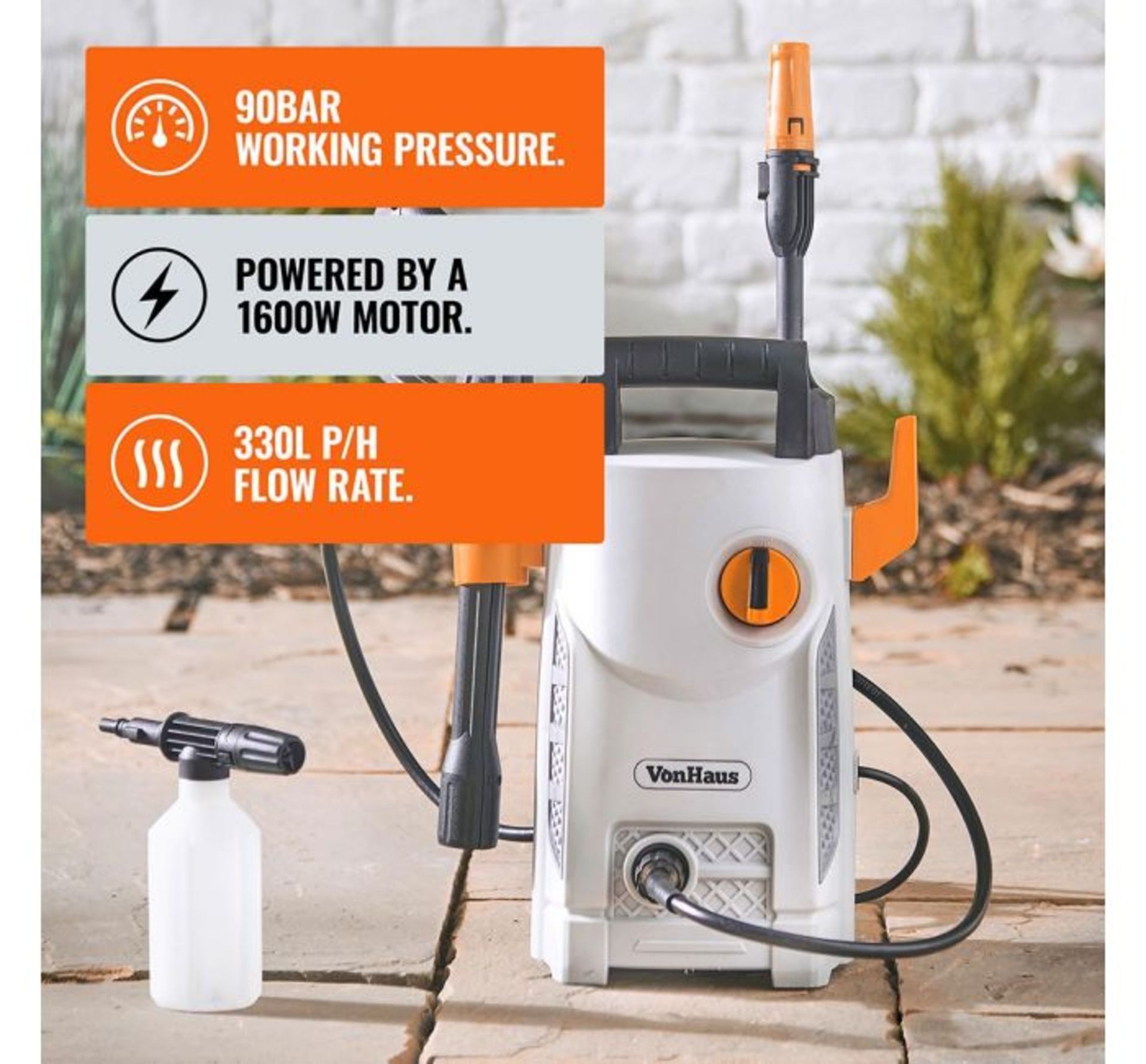 (DD29) 1600W Pressure Washer with Accessories Impressive working pressure of 90bars and 330 li... - Image 2 of 3