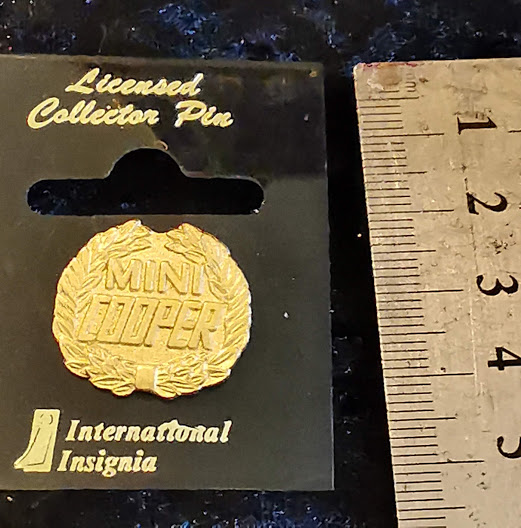 Mini Cooper Pin Badge Collectors Pin. - Image 2 of 2