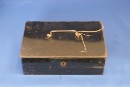 Vintage heavy metal lockable cash box with tray and key