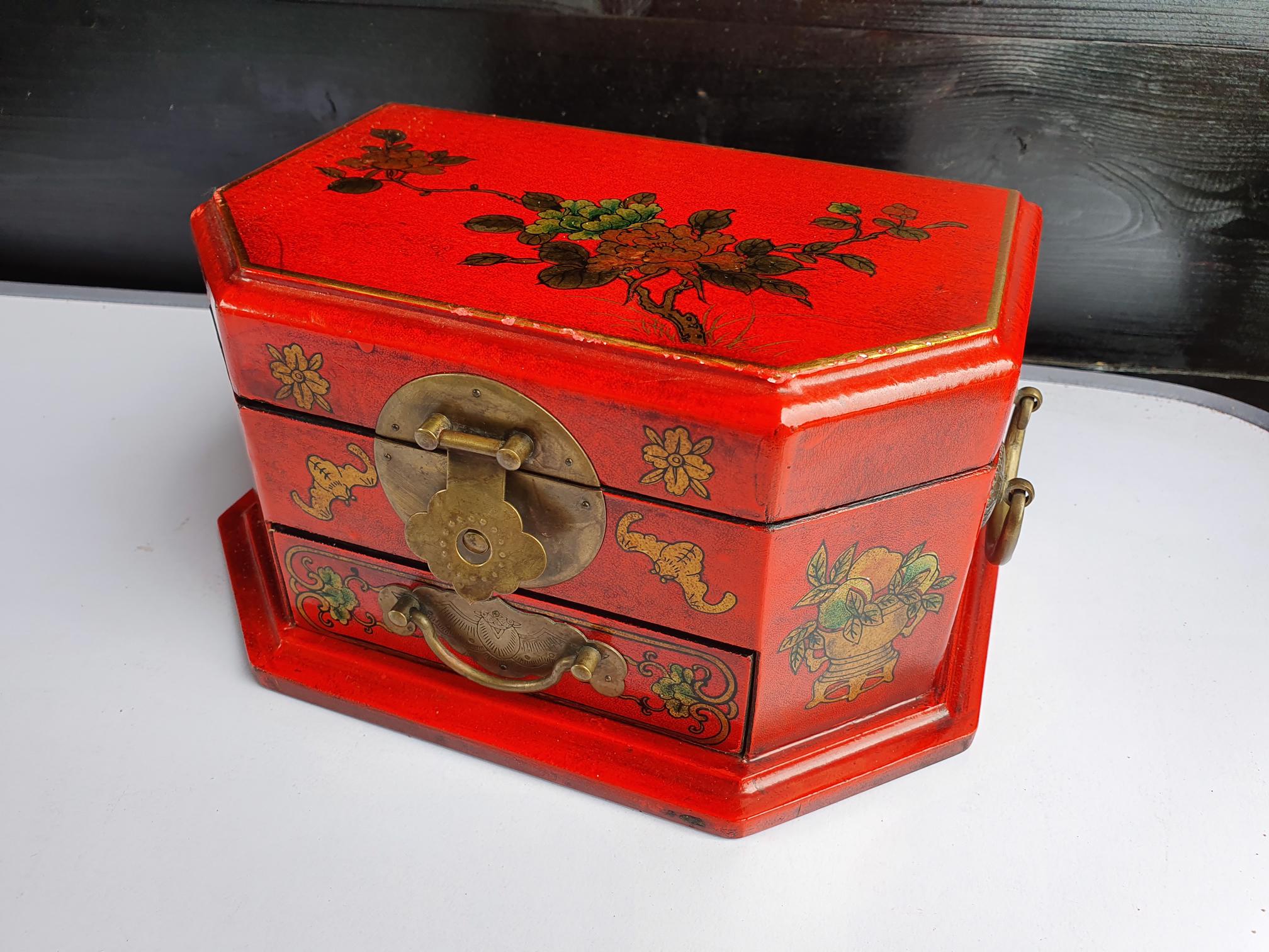 Oriental Jewellery Box