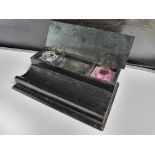 Oriental Desk Pen stand & ink Well