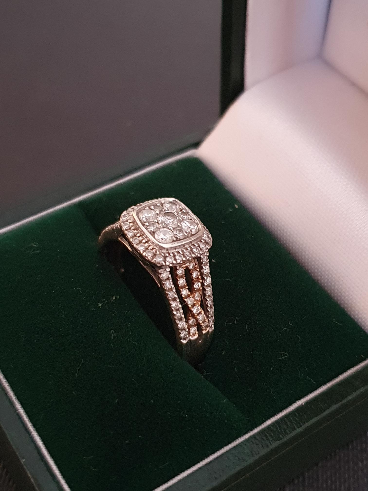 Ladies White Gold Diamond Ring - Image 6 of 11