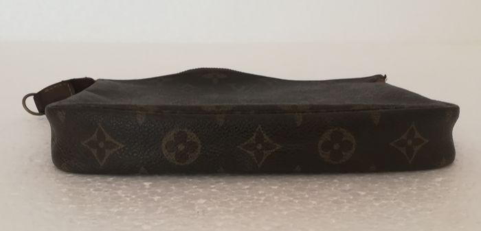 Louis Vuitton - Pochette Accessoire - Image 5 of 8