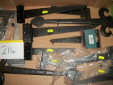 12 x Various Tee Hinges