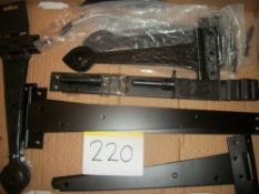 Fantastic Lot of 10 Black Hinges