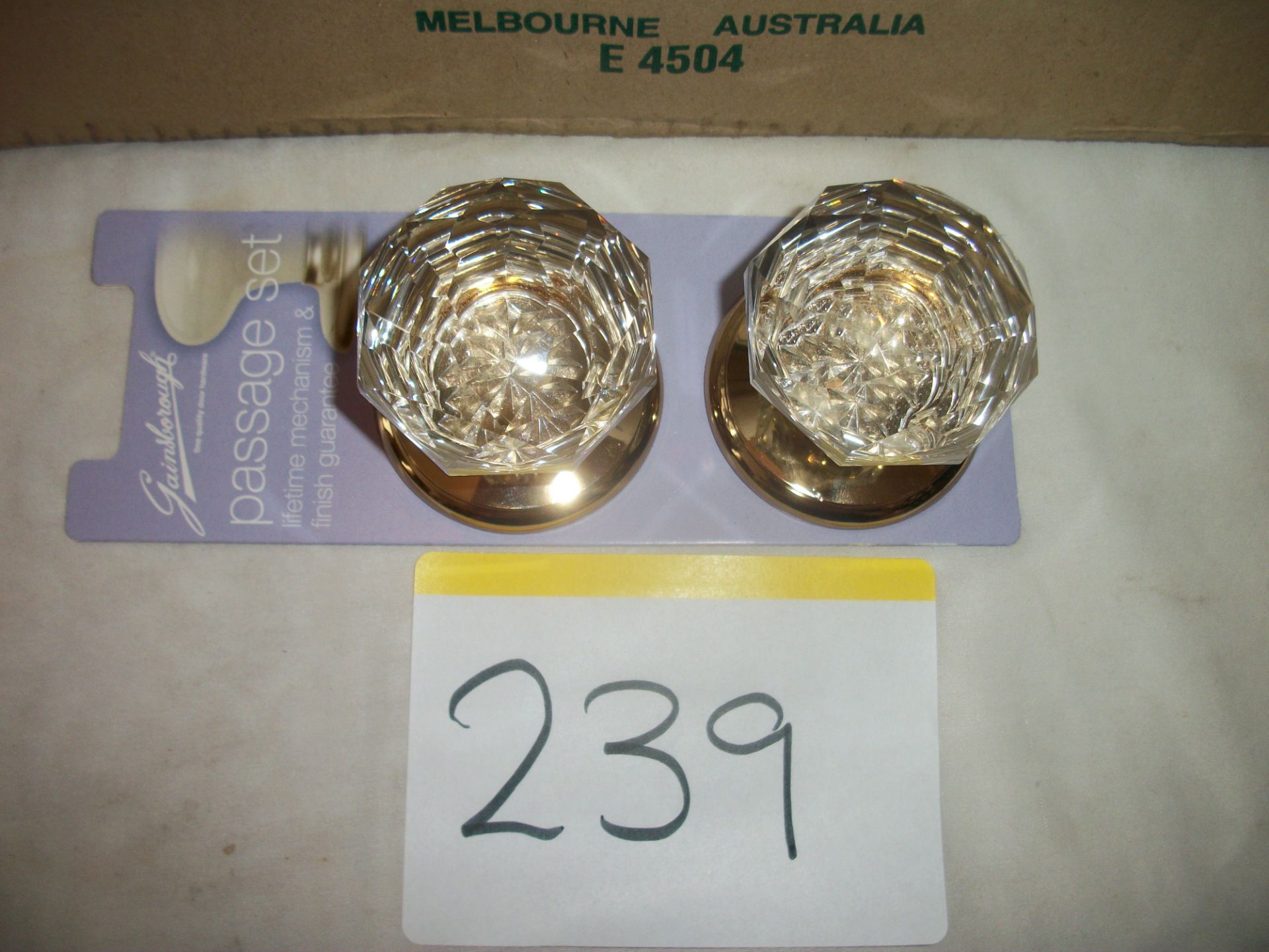 Gainsborough Crystal Knob Set Imported from Australia RRP £45 per Set - Image 2 of 2