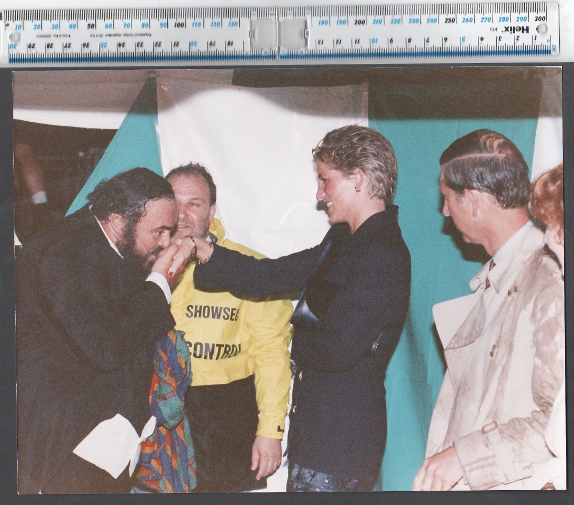 Royalty press photograph by Kent Gavin Daily Mirror July 1991 a kiss Princess Diana from Pavarotti,