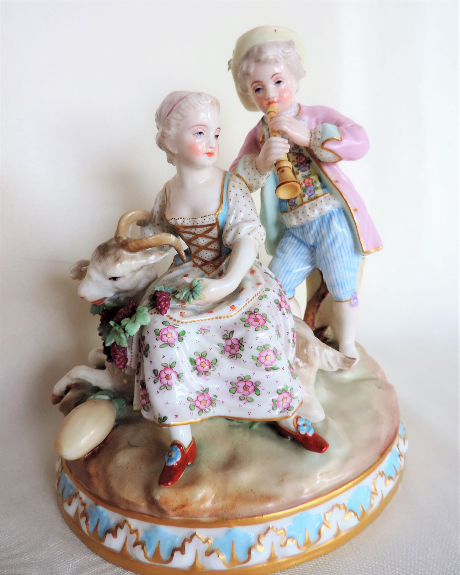 Antique German Porcelain Figurine in the Meissen Style - Image 6 of 8