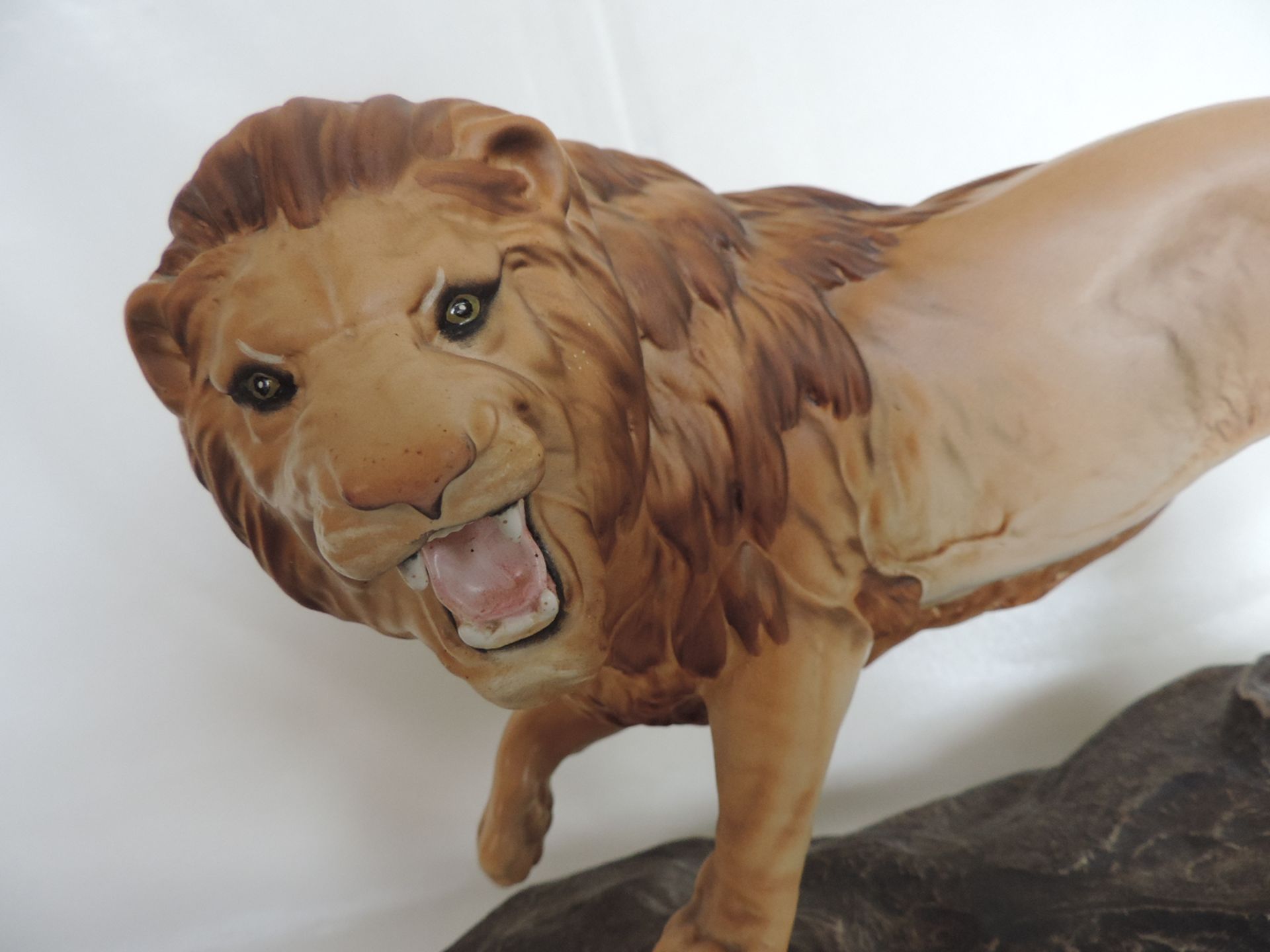 Beswick Lion on a Rock Figurine - Image 2 of 9