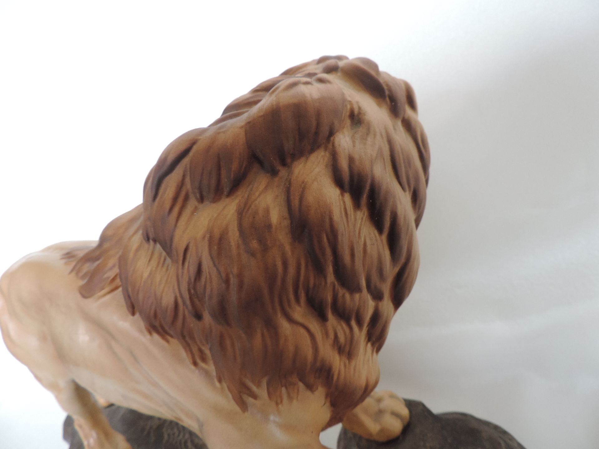 Beswick Lion on a Rock Figurine - Image 6 of 9