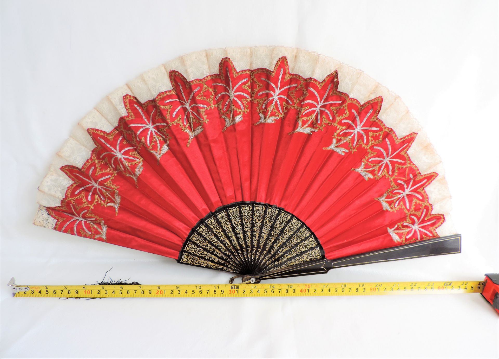 Large Antique Red Silk Hand Fan - Image 6 of 7