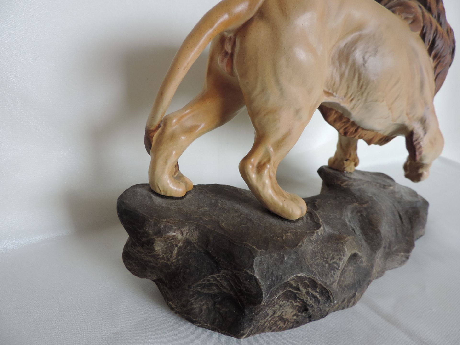 Beswick Lion on a Rock Figurine - Image 7 of 9