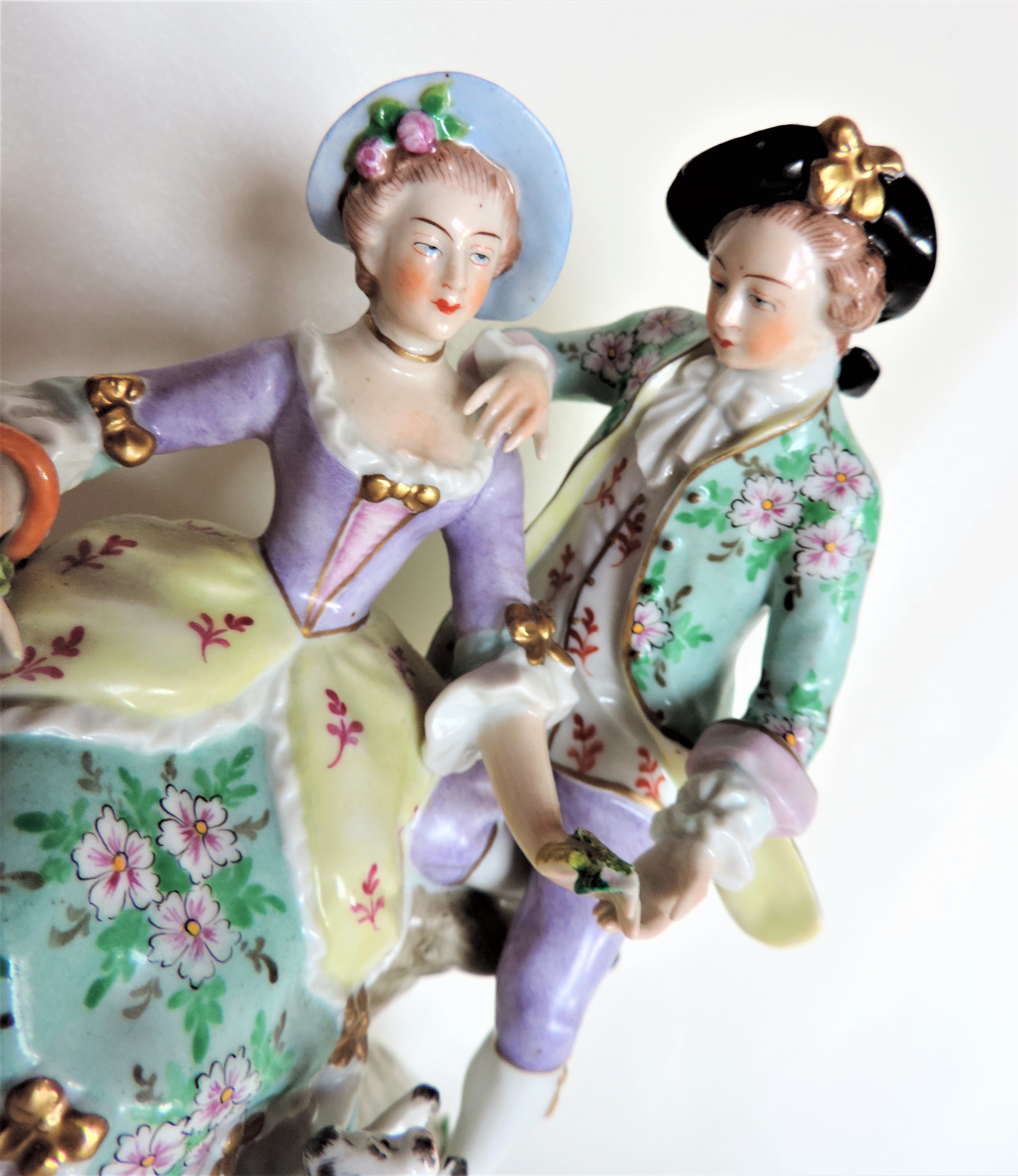 Antique Sitzendorf Porcelain Figurine c.1890 - Image 6 of 9