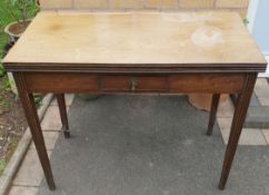 Antique Early 20th Century Hard Wood Tea Table.