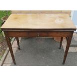 Antique Early 20th Century Hard Wood Tea Table.