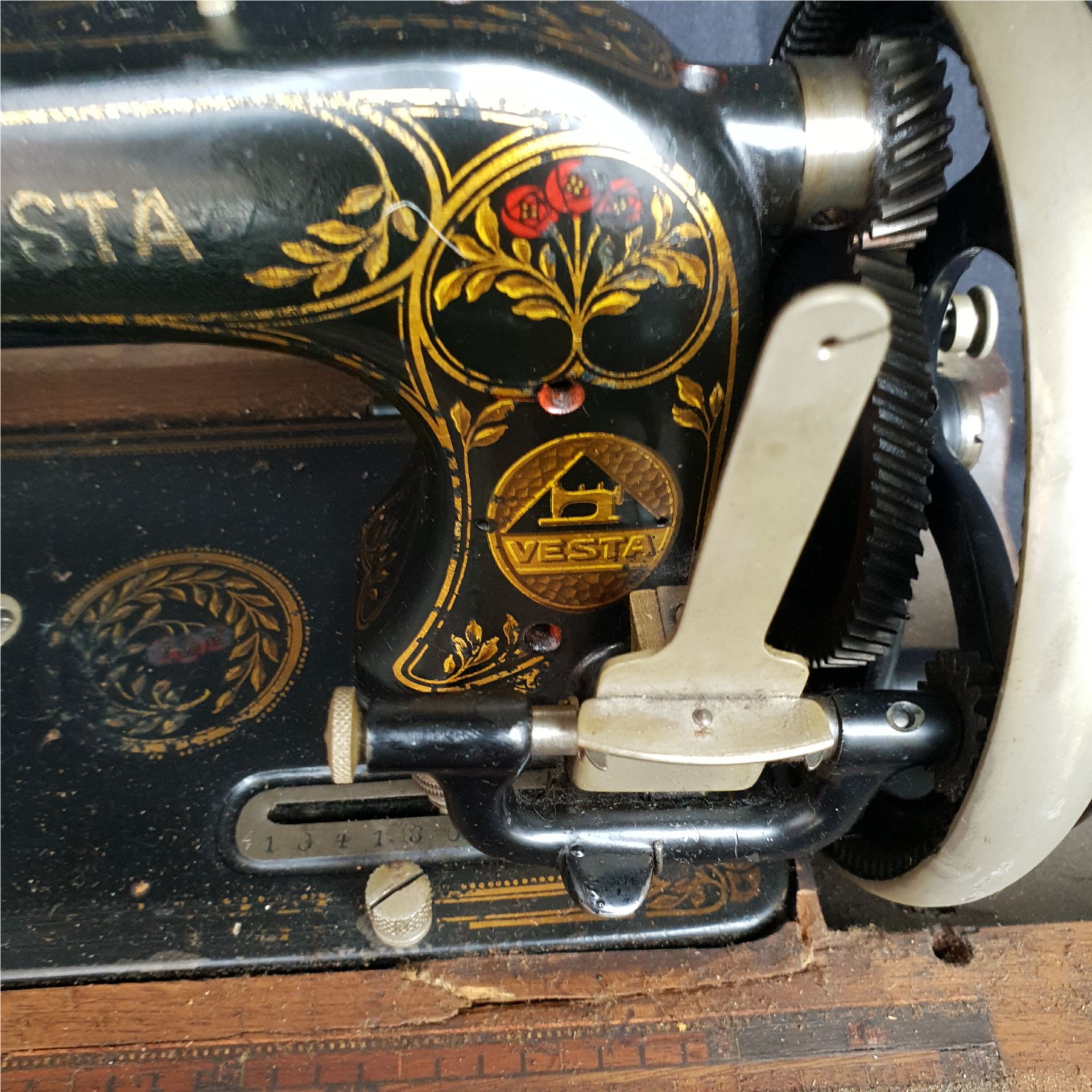 Antique Vesta Sewing Machine In Original Case - Image 2 of 3