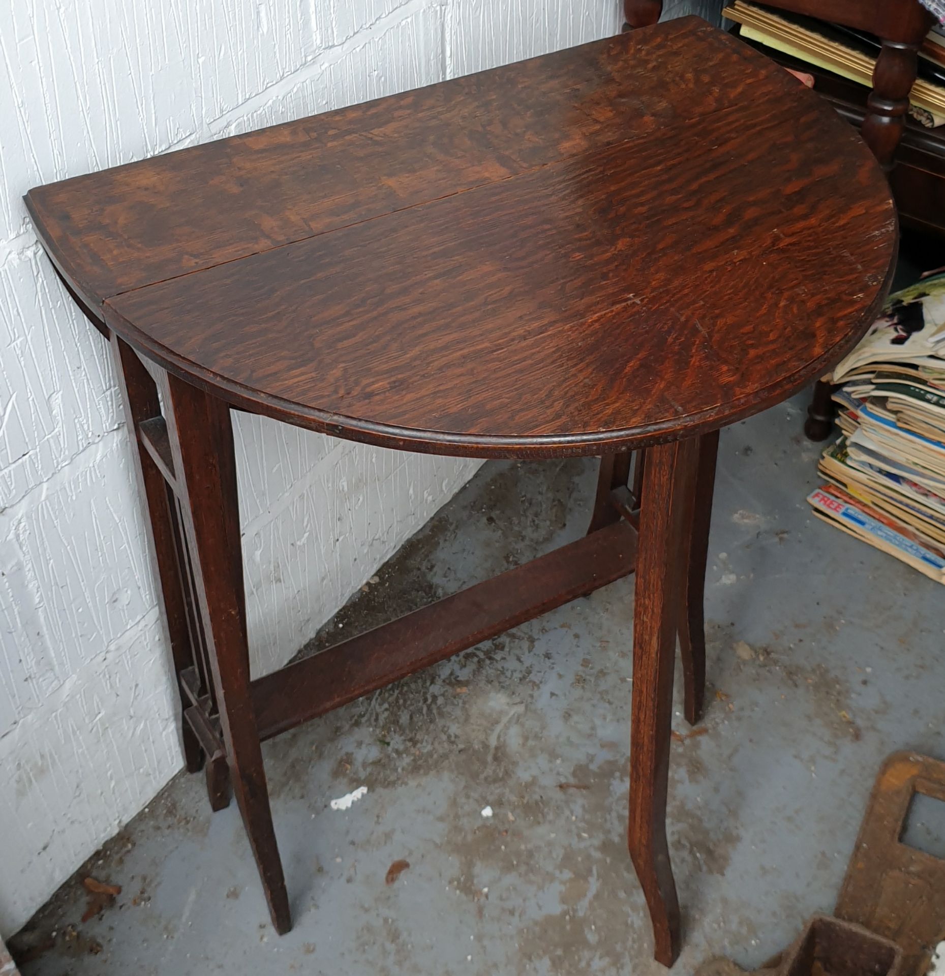 Antique Small Edwardian Gate Leg Table - Image 3 of 3