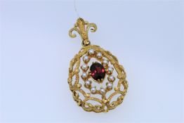9k Yellow Gold Vintage Garnet And Seed Pearl Pendant