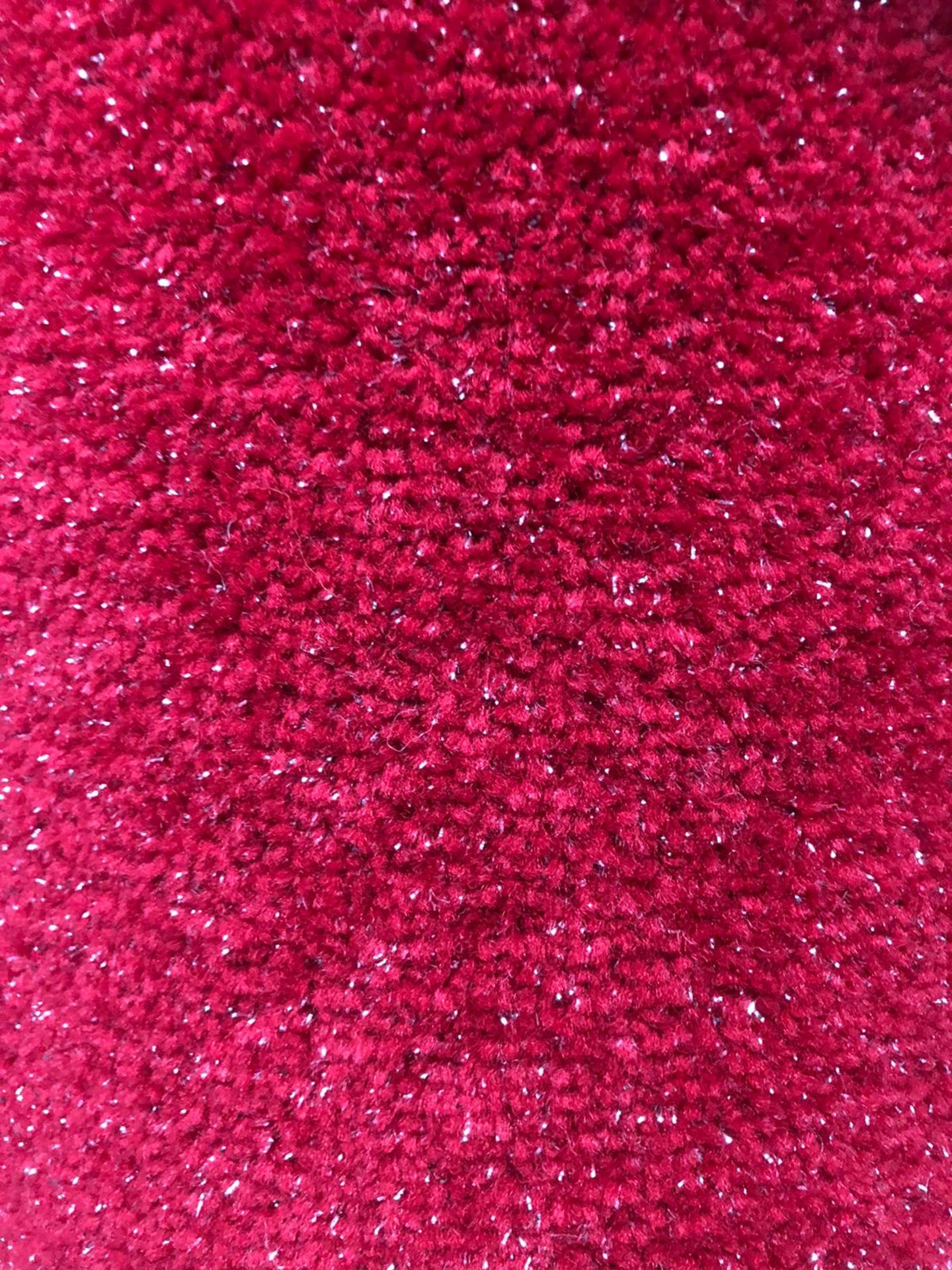 Reserve disco red twist pile 4m x 4m (13ft x13ft ) polypropylene felt back