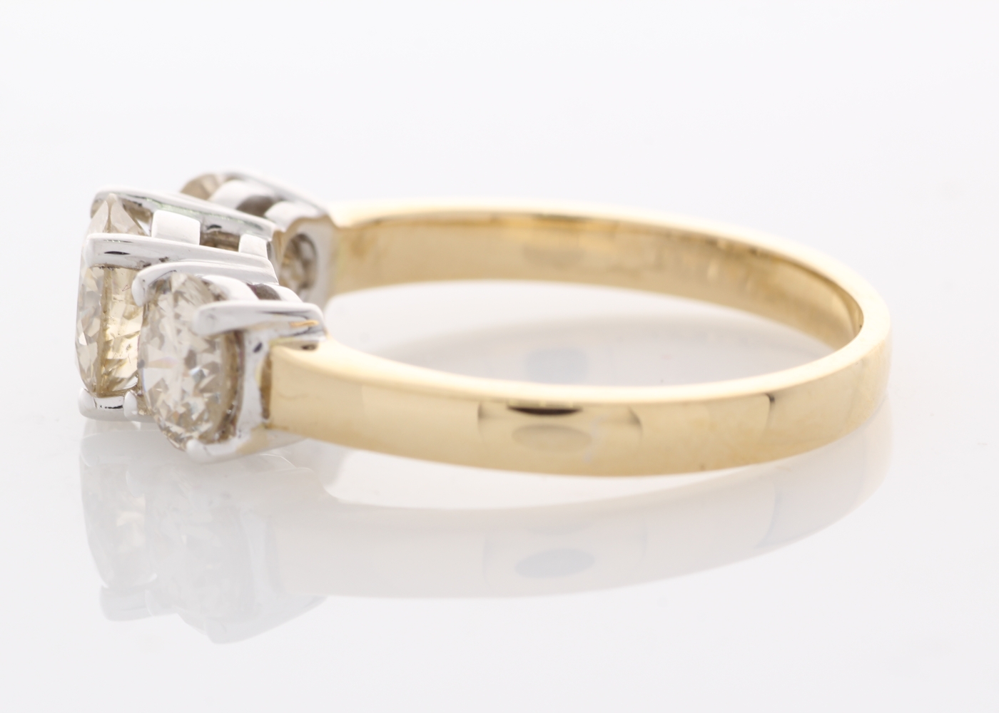 18ct Yellow Gold Three Stone Claw Set Diamond Ring 2.43 Carats - Image 3 of 5