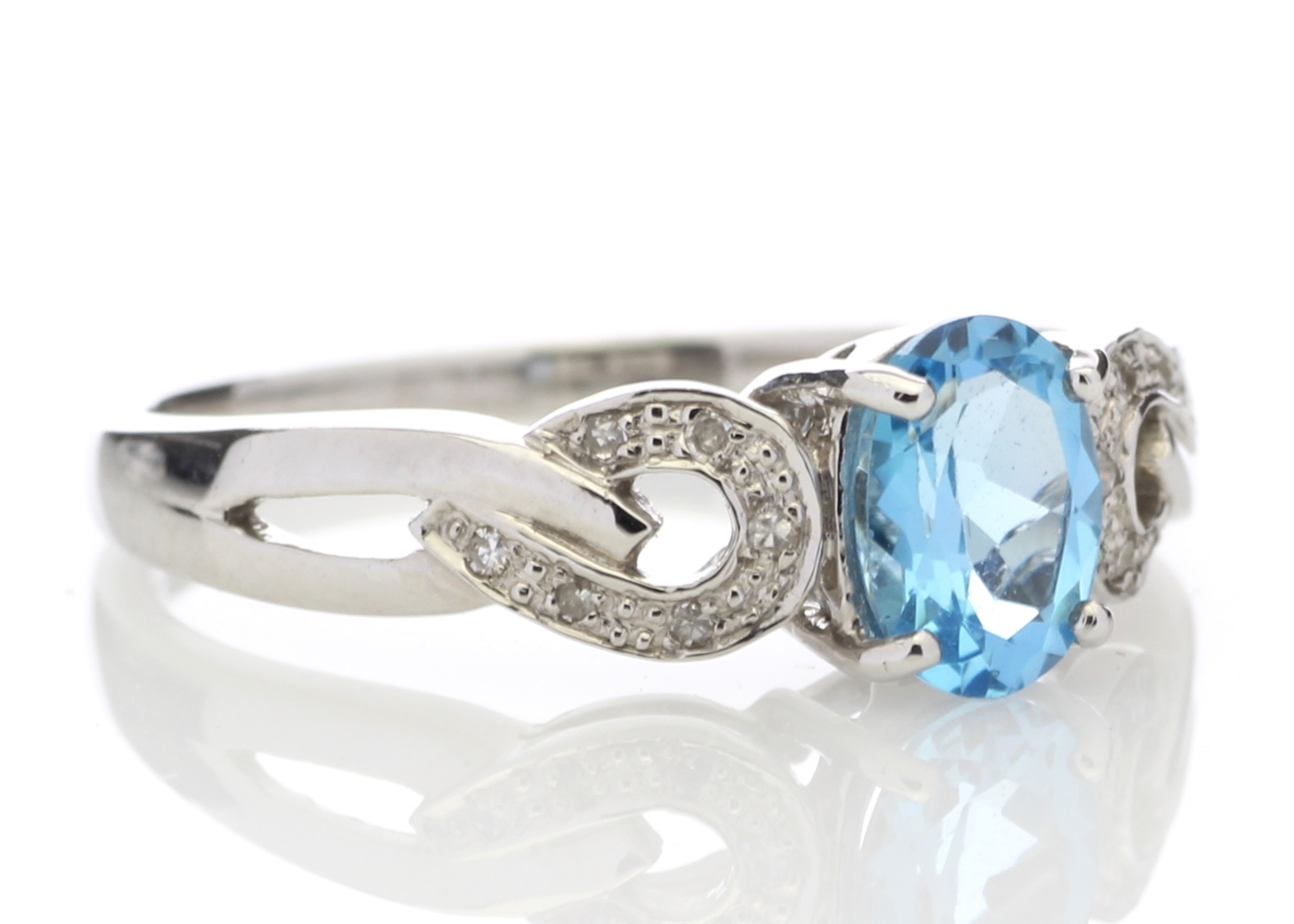 9ct White Gold Diamond And Blue Topaz Ring - Image 4 of 6