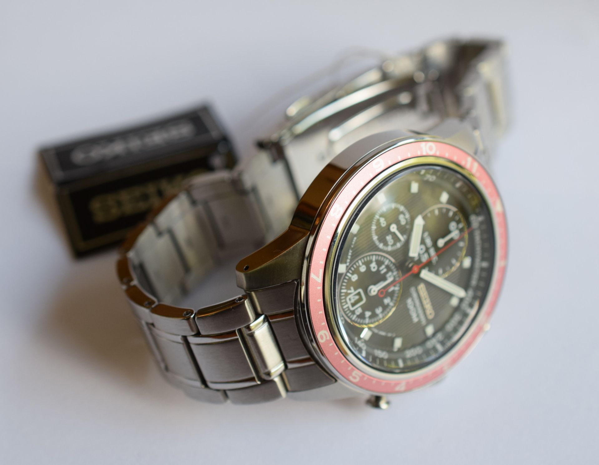 Seiko Chronograph Light Red Bezel - Image 3 of 7