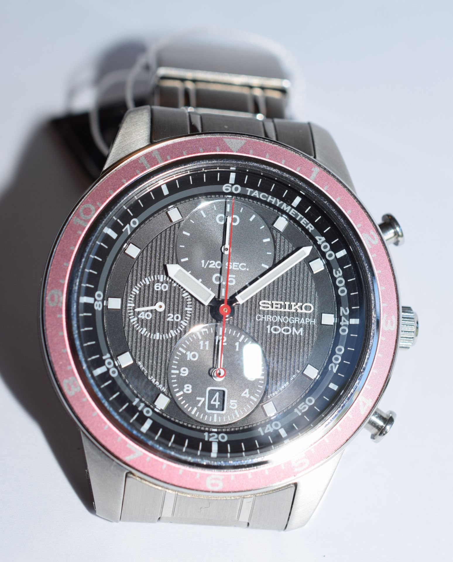 Seiko Chronograph Light Red Bezel - Image 2 of 7