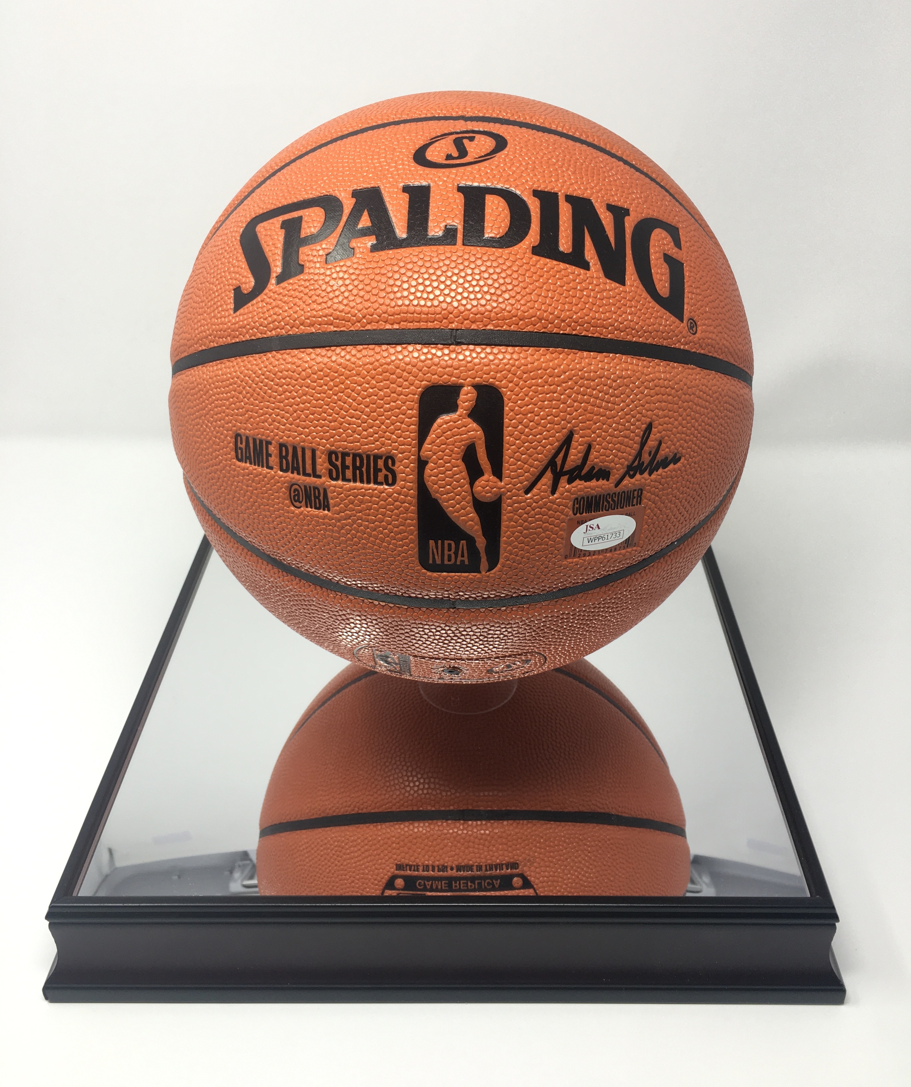Kobe Bryant & Shaquille O'Neal Hand Signed Spalding Basketballs With Panini COA - Image 20 of 24